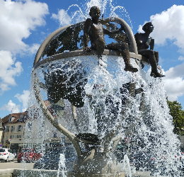 Via Temporis | Visite guidée à Dole, Jura, Le Doubs et la Loue Via Temporis | Visite guidée à Dole, Jura, Le Doubs et la Loue