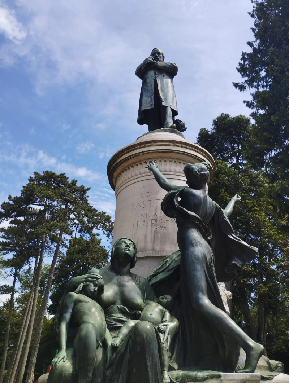 Via Temporis | Visite guidée à Arbois, Jura | Statue Louis Pasteur Arbois Via Temporis | Visite guidée à Arbois, Jura | Statue Louis Pasteur Arbois